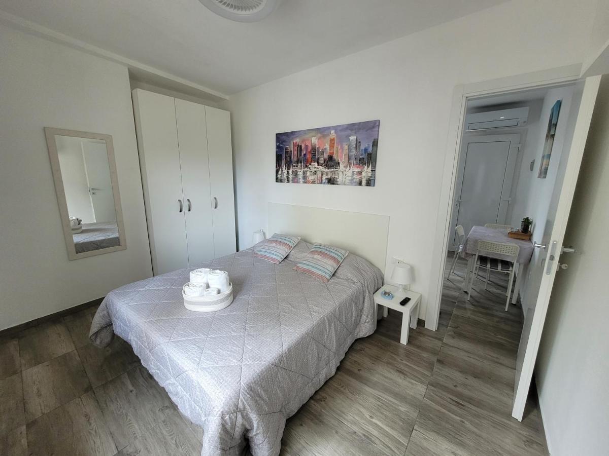 Arnica Apartment 利尼亚诺萨比亚多罗 外观 照片